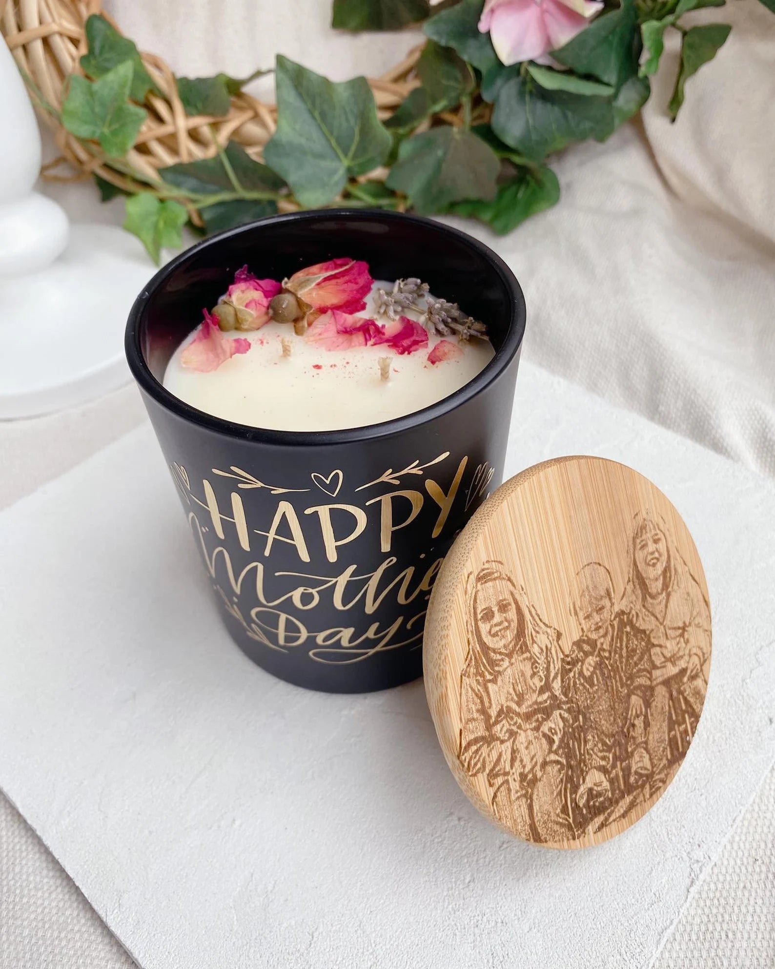 Candle with Wood Engraved Picture